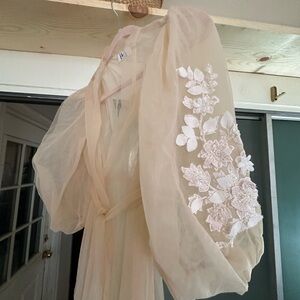 HQ Cream Maxi Dress with White Floral Embroidery